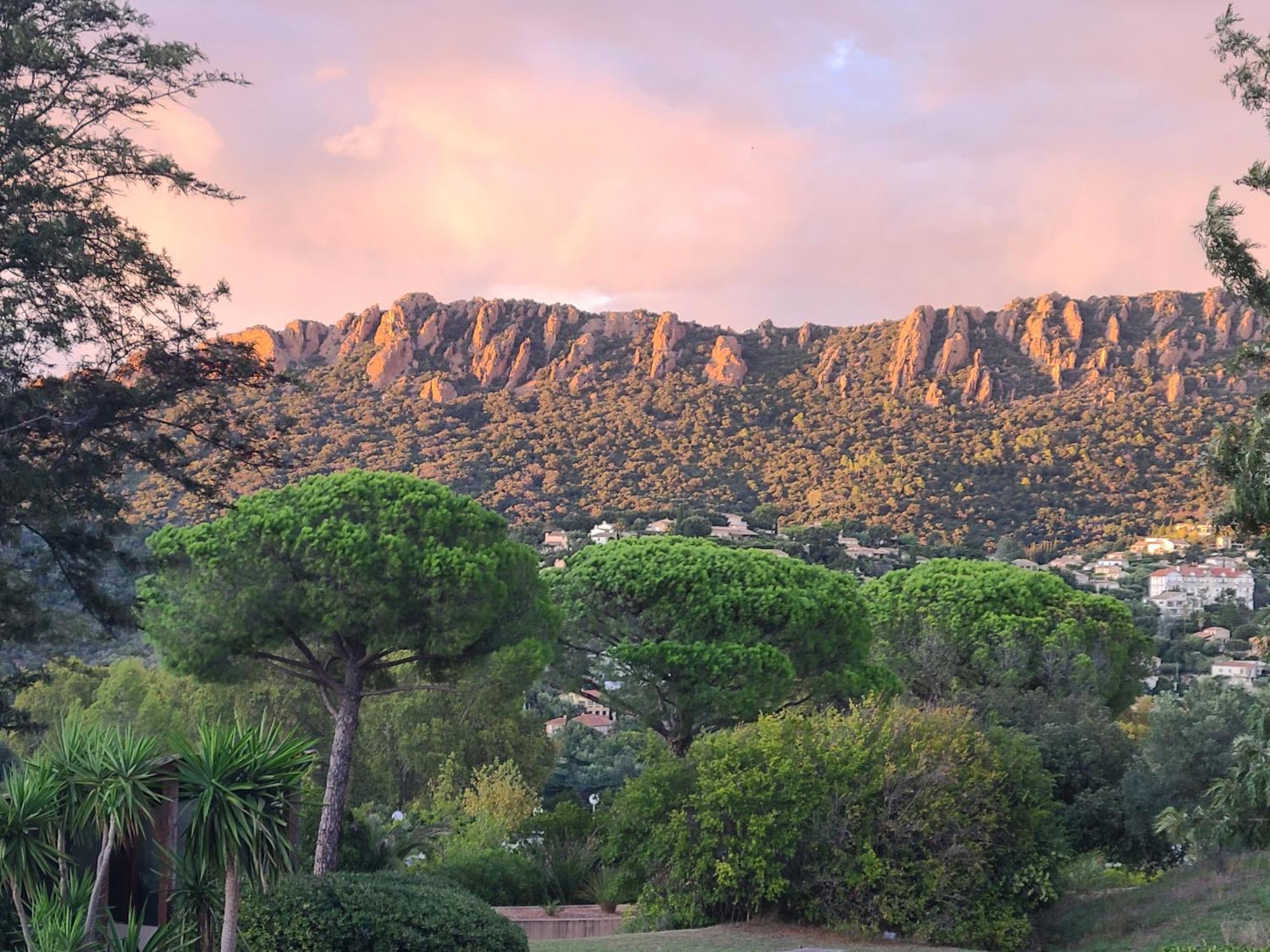 Evasion Nature A Cap Esterel Jardin, Mer & Golf Tout Confort Saint-Raphaël Exteriér fotografie