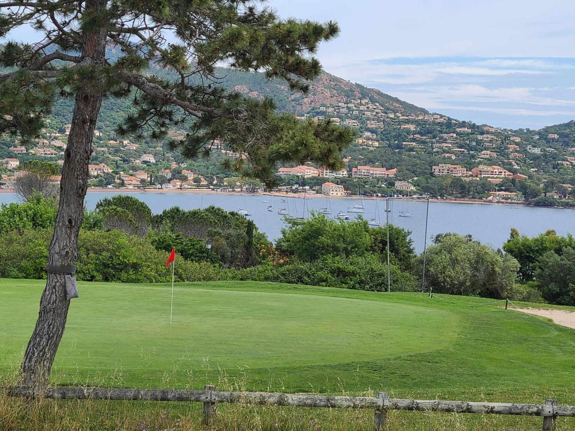 Evasion Nature A Cap Esterel Jardin, Mer & Golf Tout Confort Saint-Raphaël Exteriér fotografie